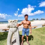 体重64.3kgでデッドリフト270kgを引く男の背中がすごい!