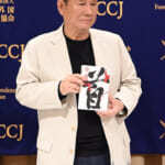 「ジャニー北野川です」北野武監督、会見で6270万円の超高額腕時計を着用