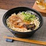 ラーメンデータバンク大崎裕史氏セレクト「ファミマルKITCHEN」より全国の有名店10店舗が監修した至極のラーメン10種類を10月18日（火）より各地域限定発売！