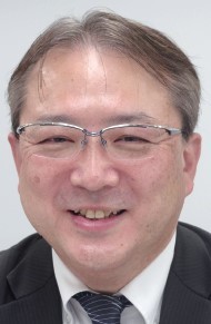 8期ぶり黒字転換、経営破綻からビジョンメガネが復活できた理由