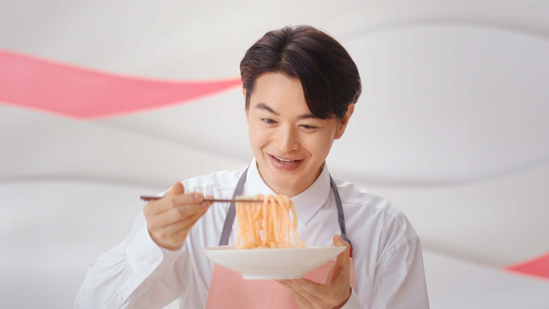 瀬戸康史さんが口ずさむ！“明太子が～出たば～い”「プチッとうどん」新ＣＭを３月２０日（月）より放送開始