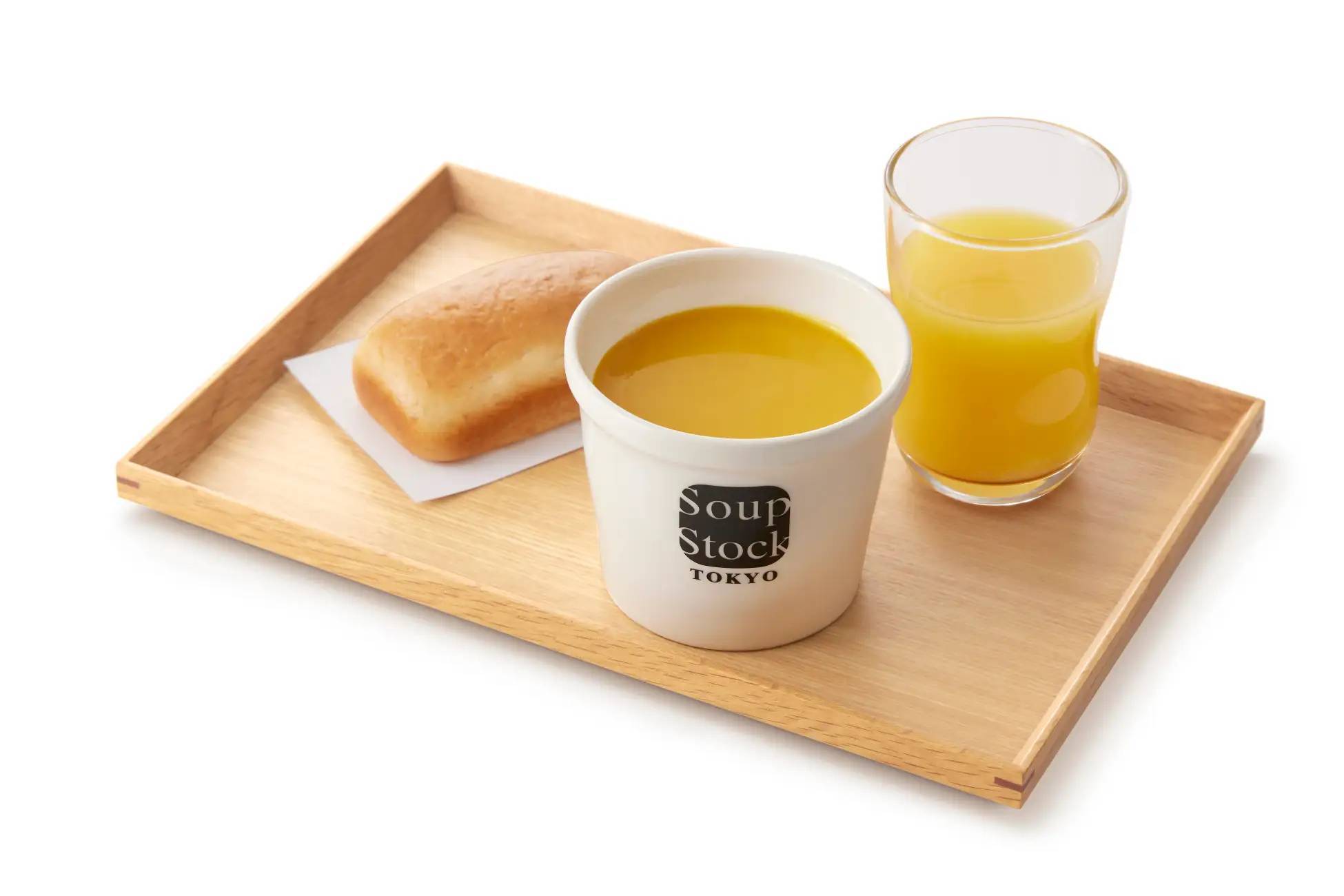 Soup Stock Tokyoのキッズセットが新しくなりました。玄米で作ったグルテンフリーの「キッズパン」と特定原材料8品目を使わない材料で作った「7種の野菜の辛くないマイルドカレー」が選べます。