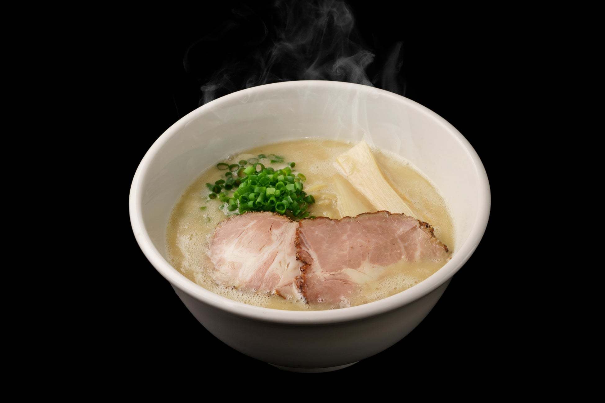 「宅麺.com」、奈良県で行列を成す“泡系ラーメン”の名店『ラーメン家みつ葉 the second』の取り扱いを10月25日より開始