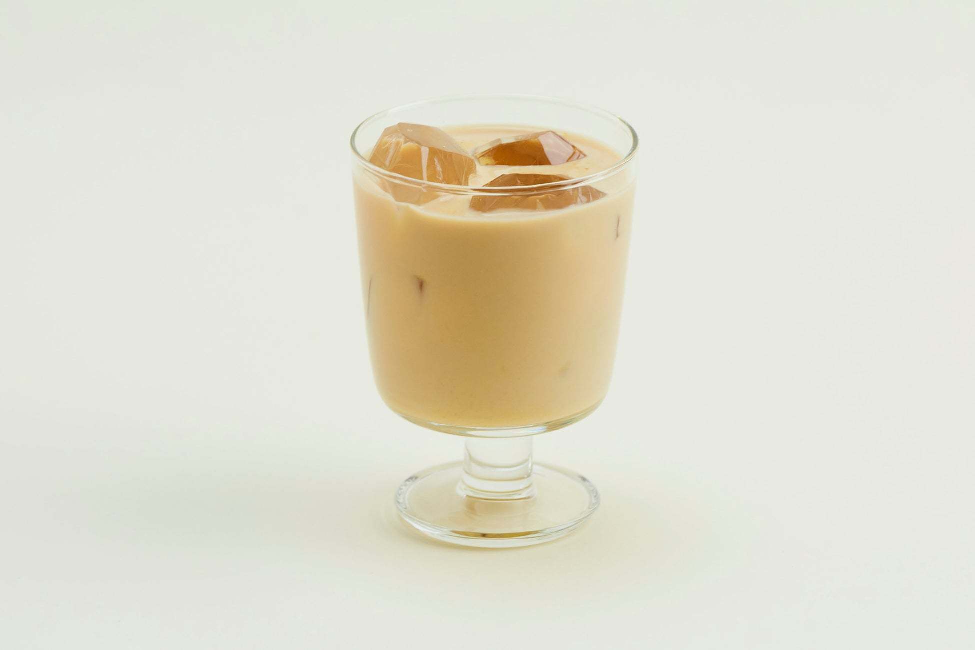 今が旬の甘夏みかんで爽やかな初夏の味わいを「甘夏カフェラテ/甘夏ミルク」が4月18日 発売
