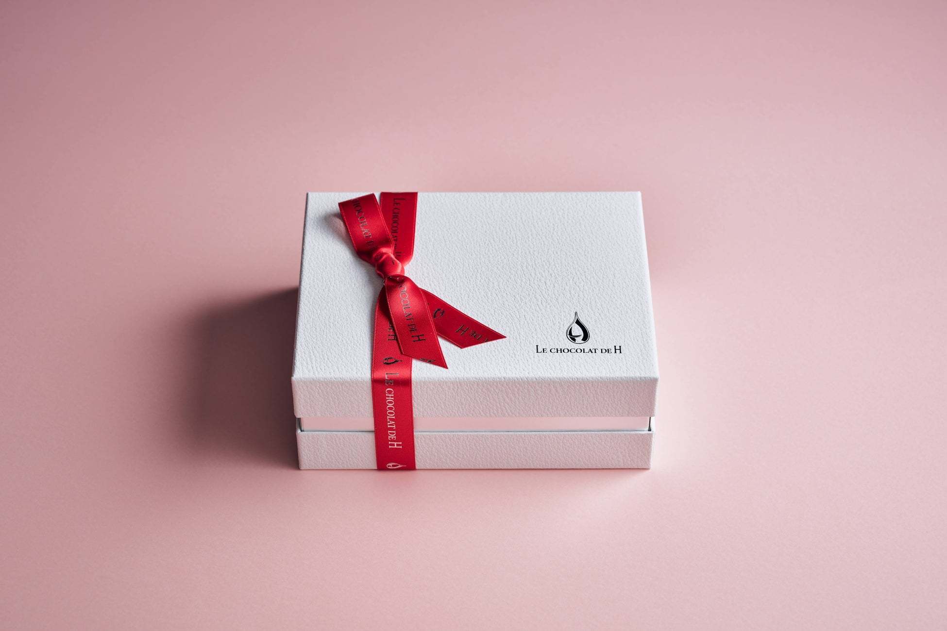 【LE CHOCOLAT DE H】の母の日スイーツ。お母さんへの「ありがとう」の気持ちをショコラスイーツで伝えよう。