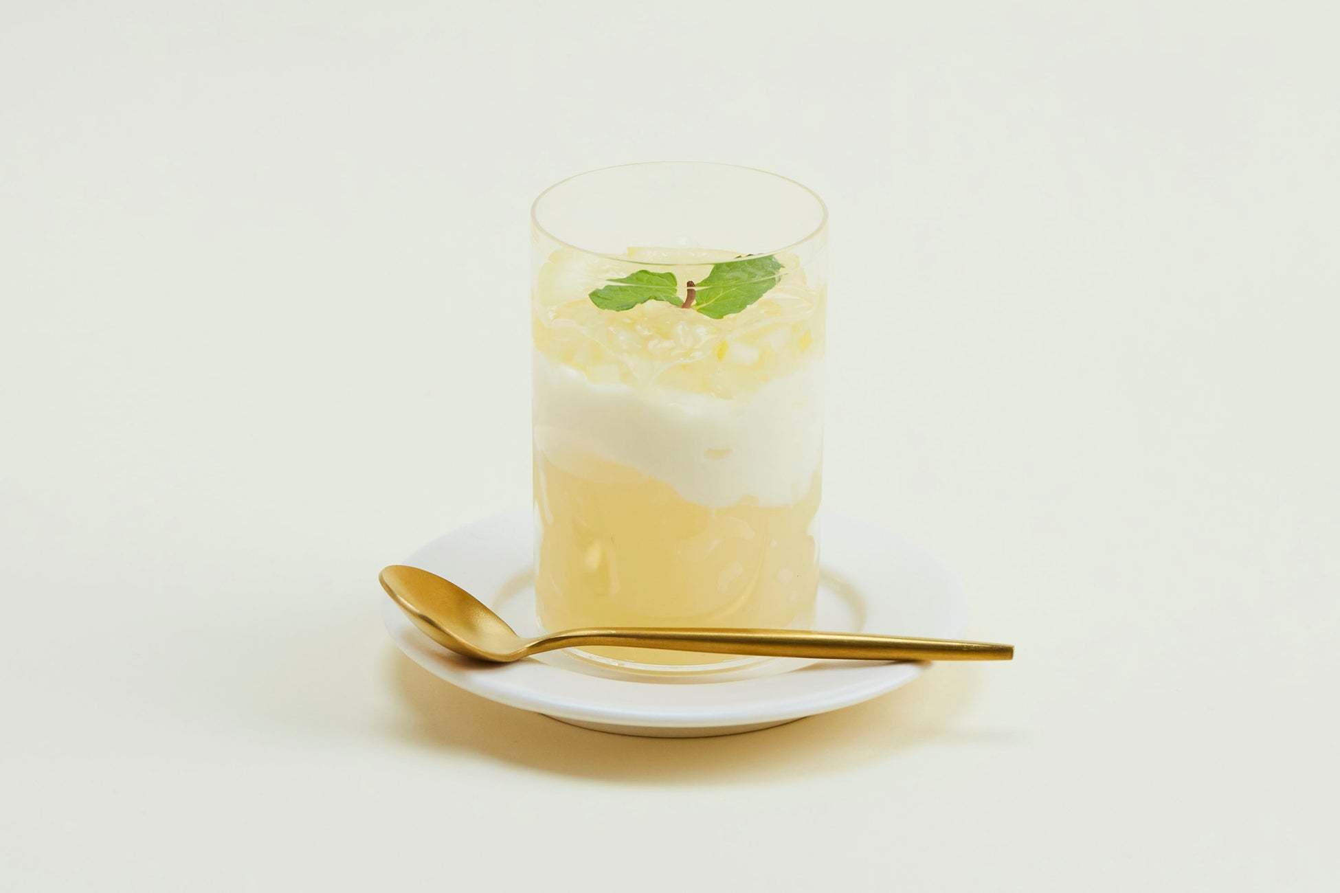 今が旬の甘夏みかんで爽やかな初夏の味わいを「甘夏カフェラテ/甘夏ミルク」が4月18日 発売