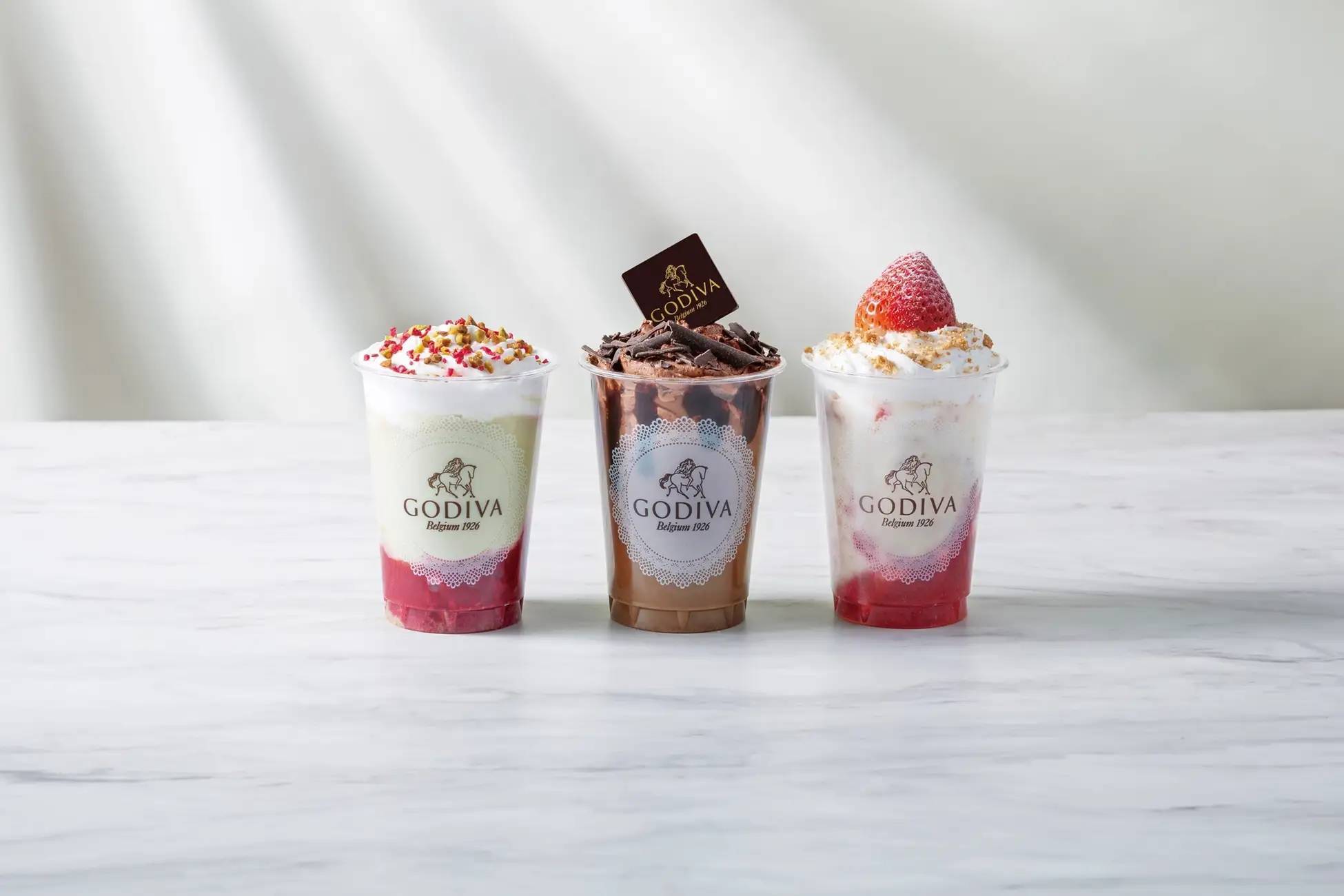 GODIVA caféから、冬季限定のドリンクやスイーツ全6種類を発売！クリスマス限定ドリンク ＆ 冬のデザートドリンク ＆ 冬のシーズナルメニュー