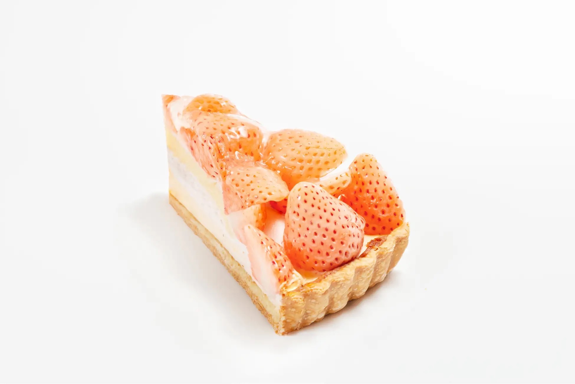 【フルーツピークス・フルーツショップ青木】ホワイトデーにおすすめ！春を感じるいちごたっぷりのタルトや食べられる”いちごの花束”を期間限定販売