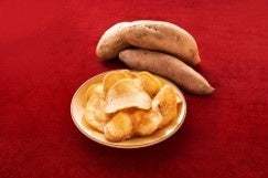 阪急うめだ本店に、2023年4月12日(水)新出店!“さつまいも” をコンセプトにしたUHA味覚糖のショップが登場 ~厚切り「おさつどきっ」を、2種類の食感で販売開始~