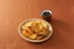阪急うめだ本店に、2023年4月12日(水)新出店!“さつまいも” をコンセプトにしたUHA味覚糖のショップが登場 ~厚切り「おさつどきっ」を、2種類の食感で販売開始~