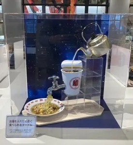 蛇口からラーメン！ラーメン好きの心がざわめく食品サンプル爆誕