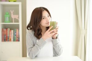 ダイエット＆美容におすすめの青汁10選！飲むタイミングはいつ？