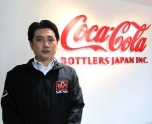「2024年問題」解決の一助となるか 1日400台のトラック入出荷を可能とするコカ・コーラボトラーズジャパン巨大DC 全貌に迫る