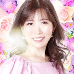電話占い【ピュアリ】リアルな 口コミ・人気の当たる占い師をご紹介!
