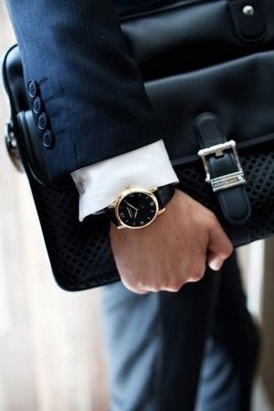 30代・40代メンズに時計をプレゼントする場合の心得！はずさない定番の時計もご紹介