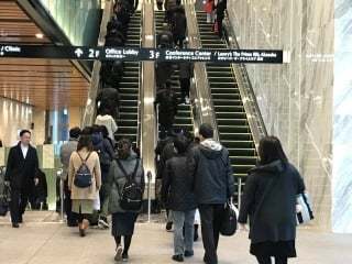 世界は「フラット化」するのに、なぜ日本では経済格差が広がるのか？