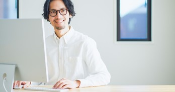 浪費癖で年100万円を失う人の特徴