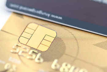 「ライフカードゴールド」のメリット・デメリット　空港ラウンジ、ポイント還元率、キャッシュバックの仕組みなど徹底解説