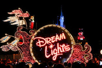 【3月の株主優待】子どもを連れて行きたいレジャー系優待5選　東京ディズニーランド、サンリオピューロランドなど