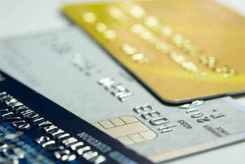 「イオンゴールドカード」は年会費無料で充実の特典！空港ラウンジ利用やインビテーション条件など特徴を徹底解説