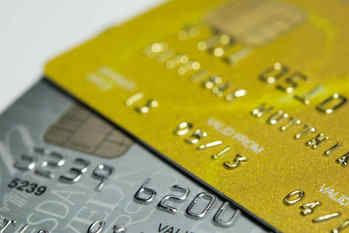 オリコゴールドカードの5種を徹底比較！特典・ポイント還元率など、どれがおすすめなのか特徴を解説