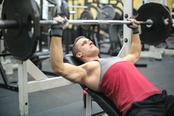 筋トレの適切な頻度と時間は？毎日トレーニングをするのは非効率なのか？