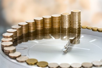 個人が株式でプロに勝つ方法とは!?