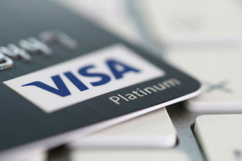 プラチナカードは必要か？不必要か？お得な場合、損するパターンを解説