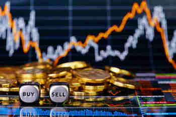 投資信託を売却するのにいくらかかる？注意点は？売却すべきタイミングは？