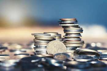 投資信託の「毎月分配型」、メリットやデメリットは？どんな人が向いている？