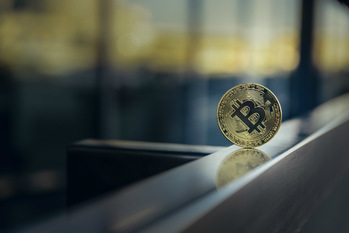 仮想通貨投資に向いている人、向いていない人の特徴とは？