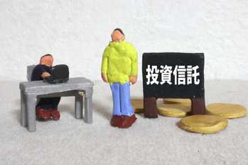 投資信託の始め方4ステップ　初心者に向いている理由、賢い選び方は？