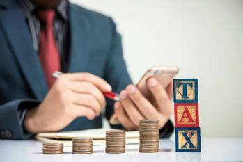 個人年金保険の受け取りにかかる税金は？計算方法も解説