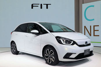 新型「フィット」は日産ノートの牙城を崩せるか？ハイブリッドコンパクトカー市場の動向