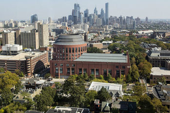 「米国で裕福な400人を輩出した大学ランキング」トップ3校で学んだビリオネア