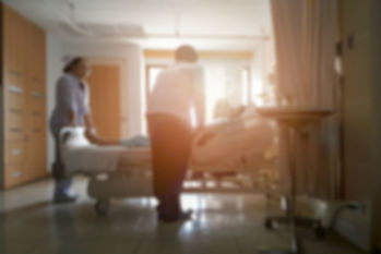 こんなに手厚い「健康保険」制度！民間の医療保険に入る必要なし？