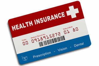 健康保険証の住所変更、引っ越しをしたらどうしたらいい？手続きの注意点は？