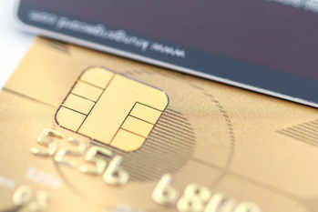 「ミライノ カード GOLD」のメリット　年会費実質無料で空港ラウンジ利用可能！審査やポイント還元率などデメリットも解説