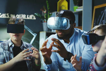 人気のVR技術 VRが進化した話題のMRとは？