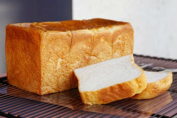 東京の食パンの名店10選　行列ができる老舗から専門店の逸品も