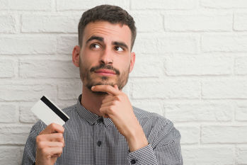 仮想通貨と電子マネーの違いは？関係する法律や法定通貨との関係性も紹介