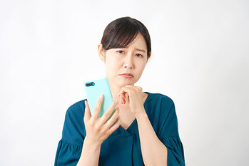 パチスロと競馬で作った借金200万円！遅延無視していたら...裁判所からの出頭命令で目がさめた私