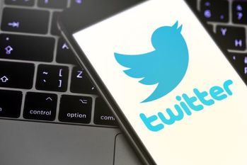 大量解雇のツイッター社、退職金はいくらなのか