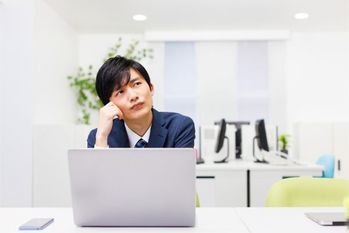 最短でお金を借りるならどこ？初めての人向け「カードローン」の選び方と注意点