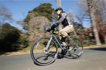 eバイクと電動アシスト車、クロスバイクを乗り比べ！