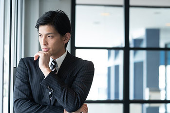 契約の成功率は「顔の良し悪しで決まる！」と言ってのける上司はイケメンでもなければ営業力もない…【勘違い上司の話】