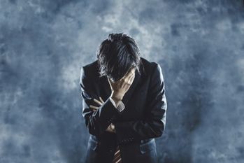 ビジネスマンが抱える悩みランキング、3位対人関係、2位仕事の失敗・責任、１位は？