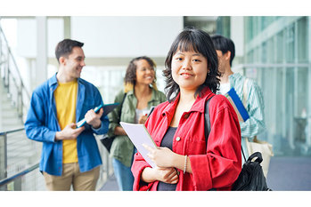 暗証番号入力でエラーが…米国で急にクレジットカードが使えなくなった私の失敗談