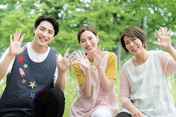 陰で悪口が飛び交う人間関係がギスギスな保育園…しかも上司が帰るまで帰れない始末！最悪な環境から抜け出したく密かに就職活動中