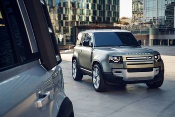 ランドローバー・ディフェンダーの3ドアモデル「ディフェンダー90」が日本上陸。合わせて「ディフェンダー90 プレビュー ツアー」を開催